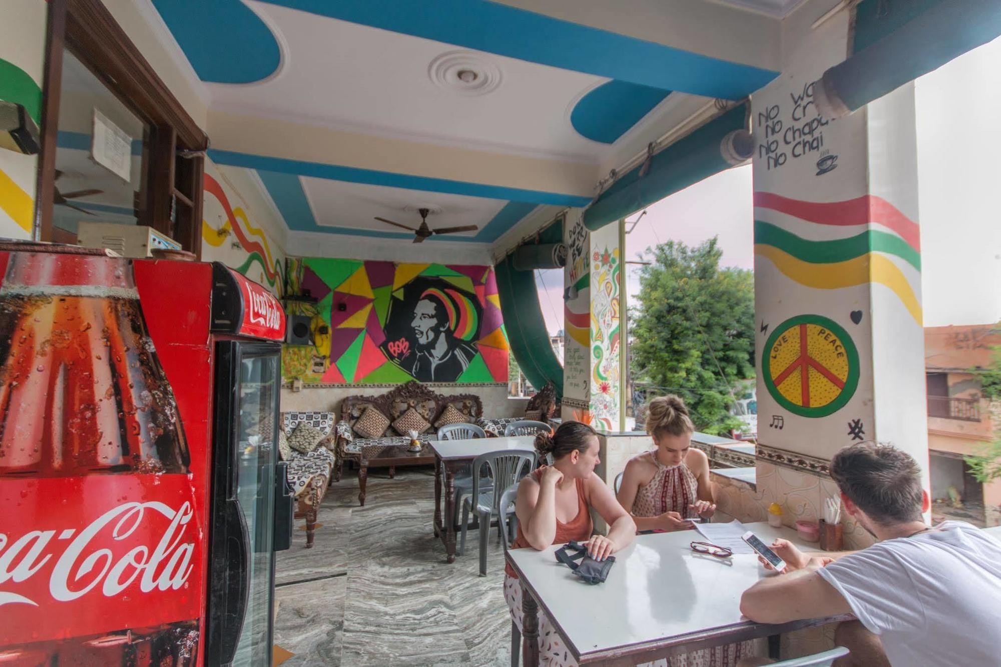 Backpacker Panda Friends - Agra Hostel Agra  Exterior foto