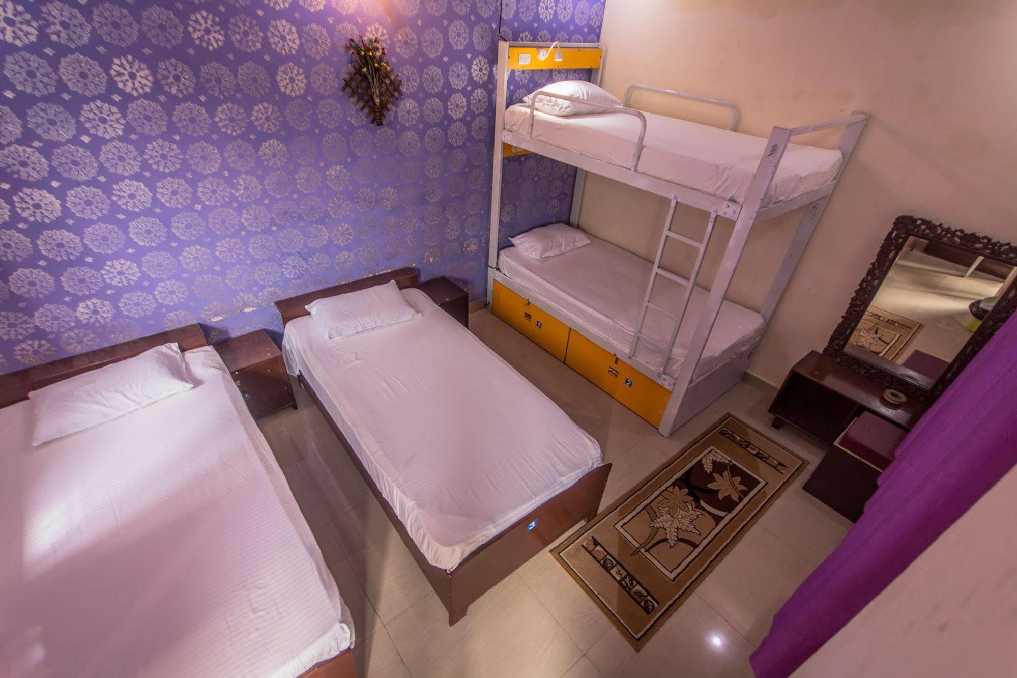 Backpacker Panda Friends - Agra Hostel Agra  Exterior foto